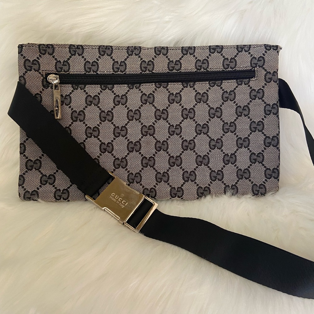 Black and Beige Canvas Satchel Belt Bag - Picture 2 of 9